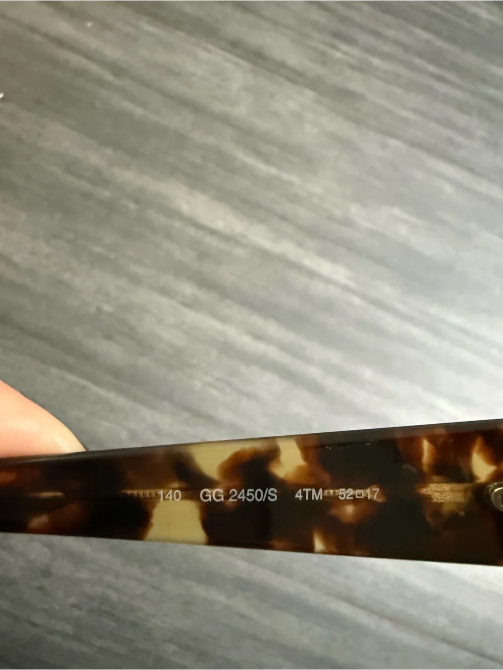 Gucci Tortoiseshell Sunglasses Frame with Gold Logo Plaque - Vintage 90’s/Y2K
